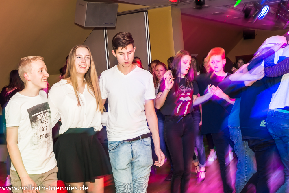 2019 11 30 Tanzparty Jugend 0654